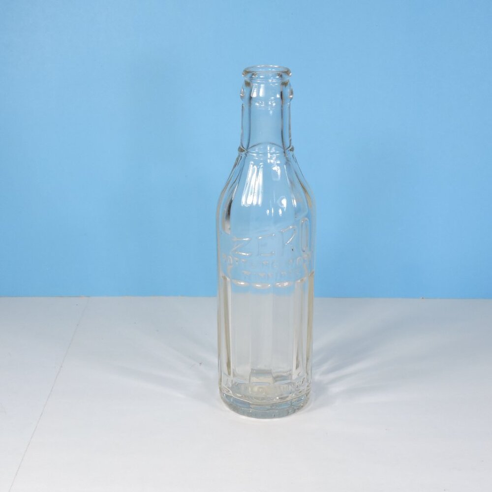 Vintage "ZERO" Soda Pop Bottle 6 1/2 oz - Winnipeg Beverage Co.